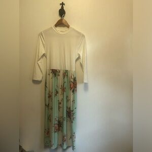 NWT Reborn J dress Size Large